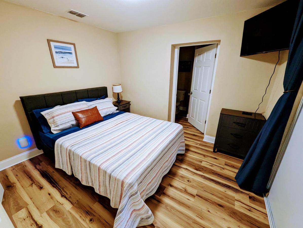 Charming & Cozy Lagoon Retreat - Steps From River - Parking Titusville Exterior photo